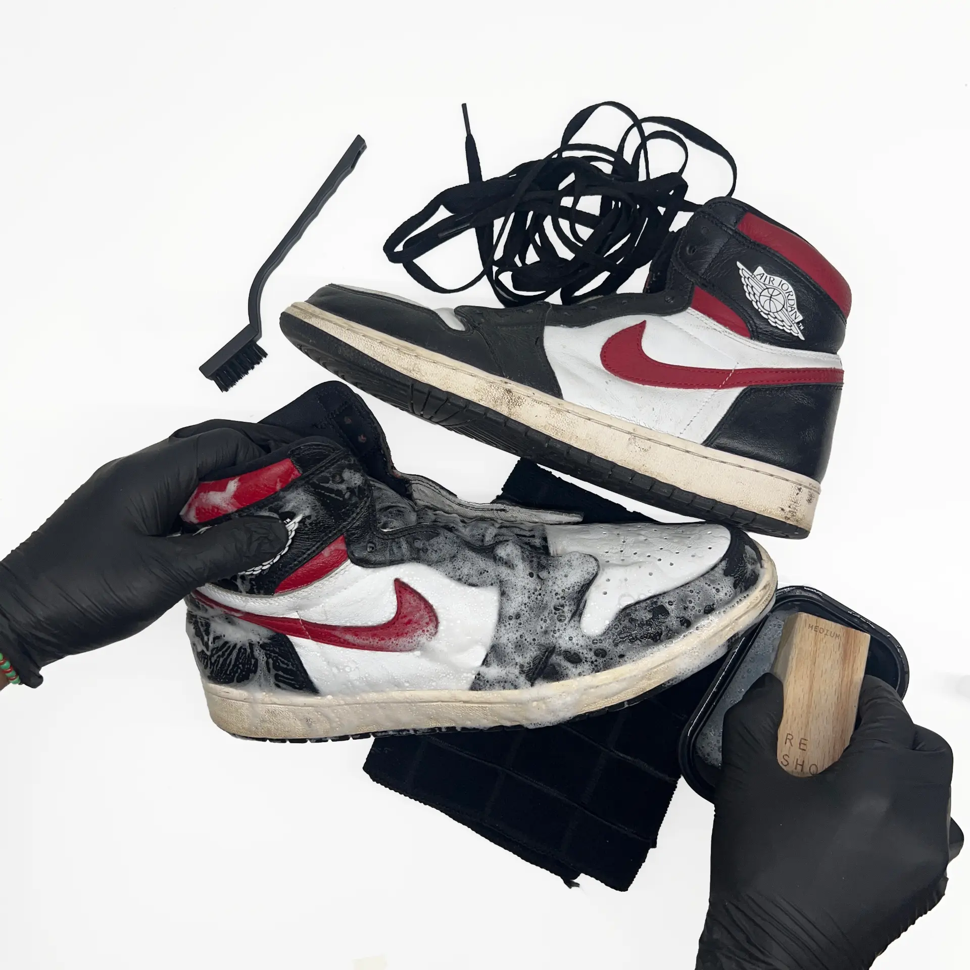 Basic Sneaker Cleaning